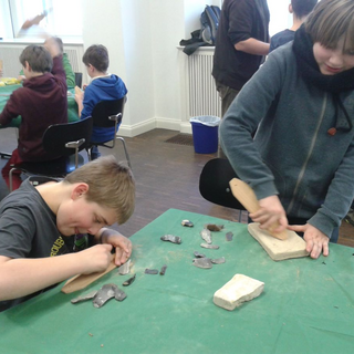 museum4 Montessori-Schulzentrum Leipzig - Neuigkeiten - Werkzeuge, Knochen und Waffen...